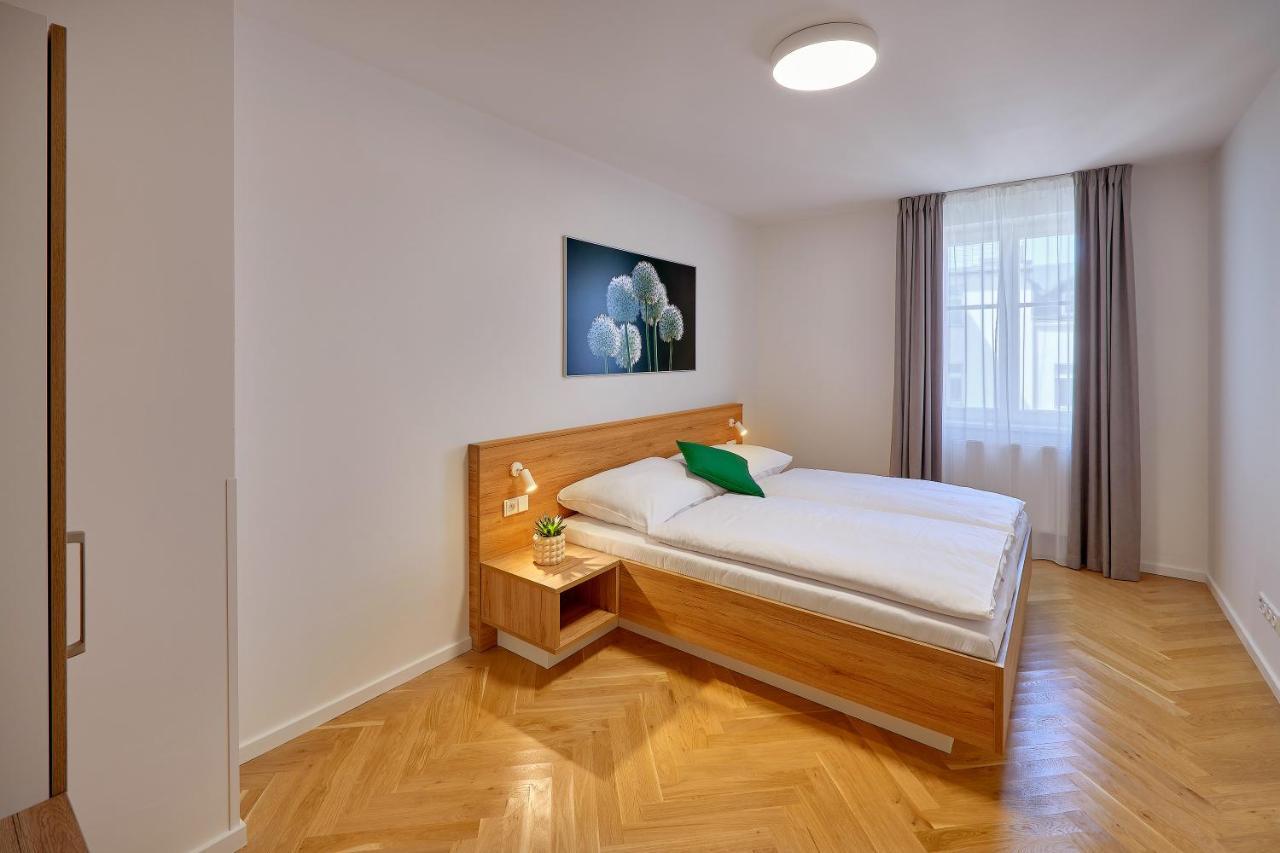 Downtown Suites Rubesova Prague Exterior photo