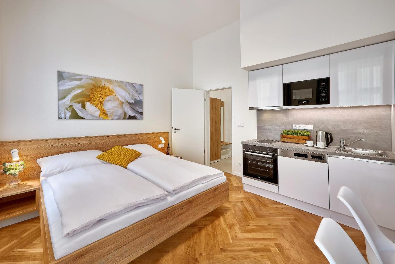 Downtown Suites Rubesova Prague Exterior photo