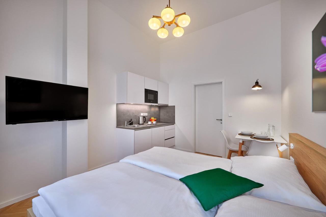 Downtown Suites Rubesova Prague Exterior photo