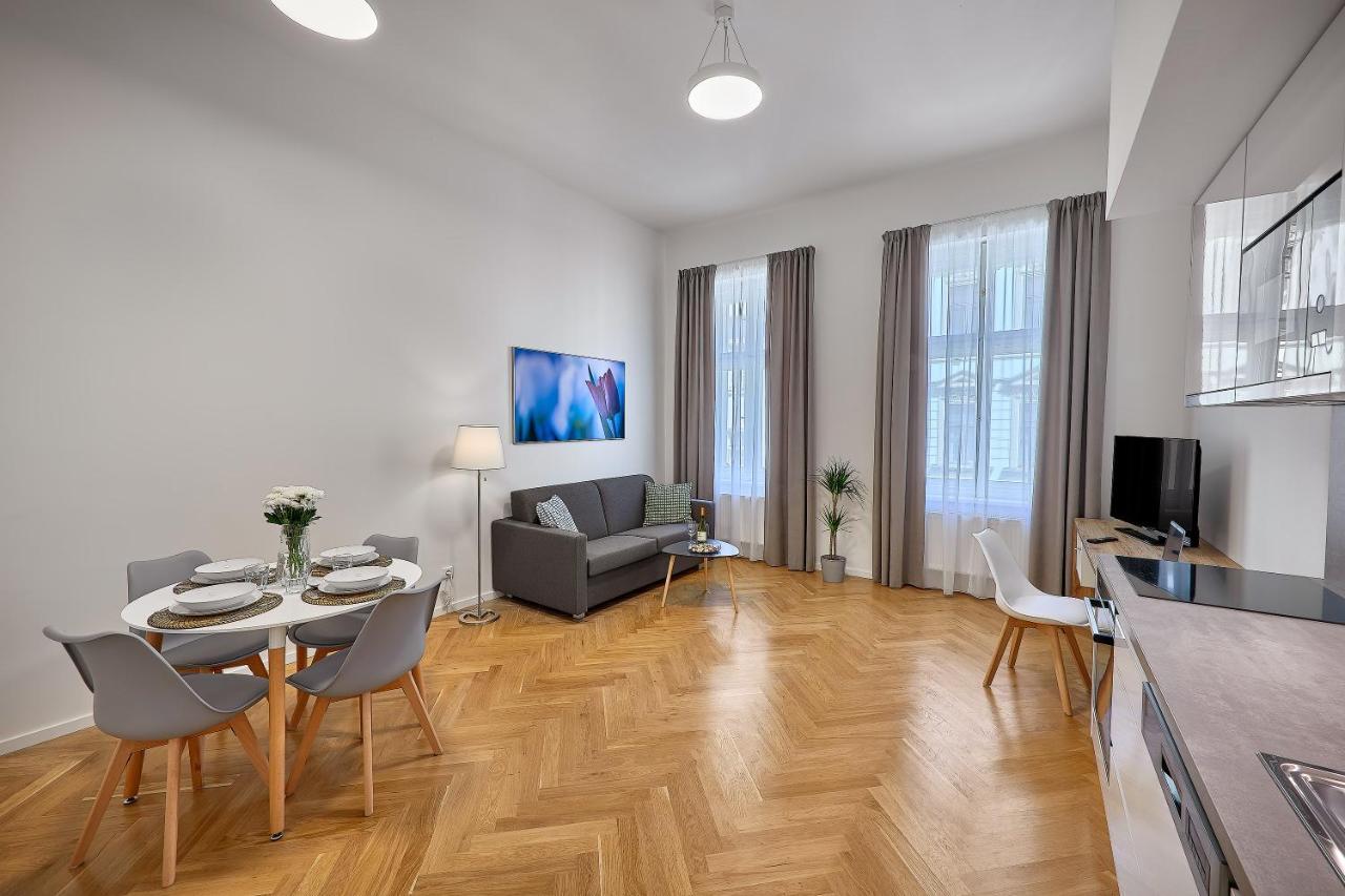 Downtown Suites Rubesova Prague Exterior photo