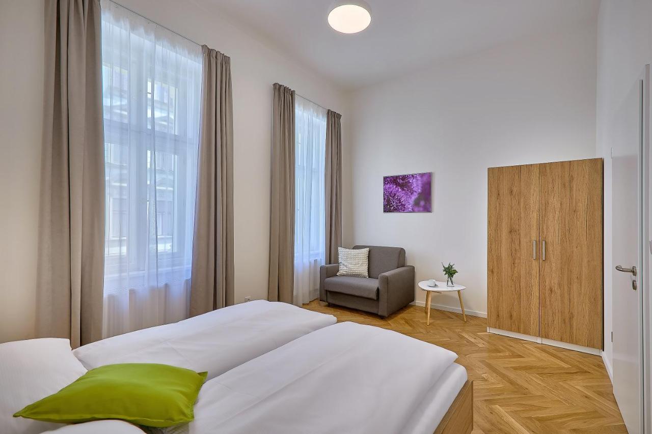 Downtown Suites Rubesova Prague Exterior photo