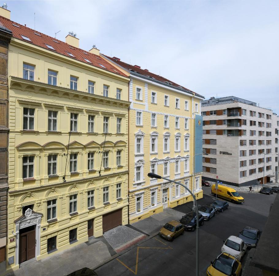 Downtown Suites Rubesova Prague Exterior photo