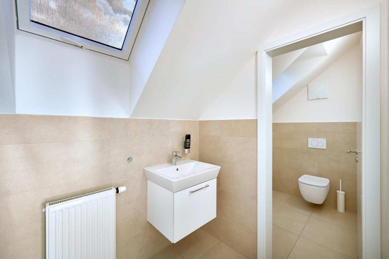 Downtown Suites Rubesova Prague Exterior photo