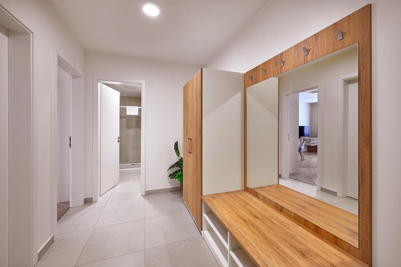 Downtown Suites Rubesova Prague Exterior photo