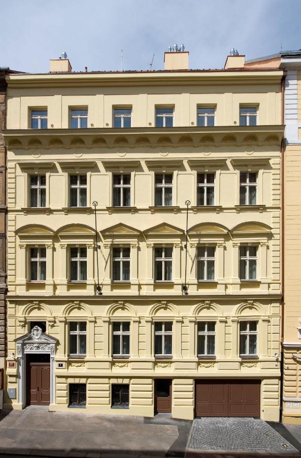 Downtown Suites Rubesova Prague Exterior photo